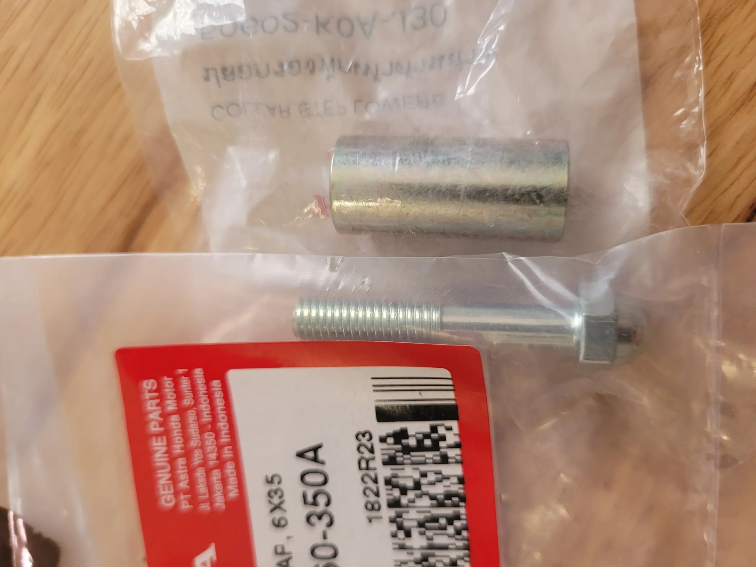 Bộ bulon và bạc chống gãy gác chân trước Honda CBR250RR, CBR1000R, CB650R, CBR500R ....